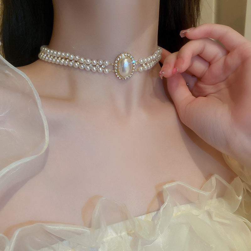 Vintage-style layered pearl necklace