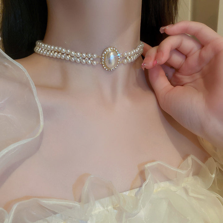Vintage-style layered pearl necklace