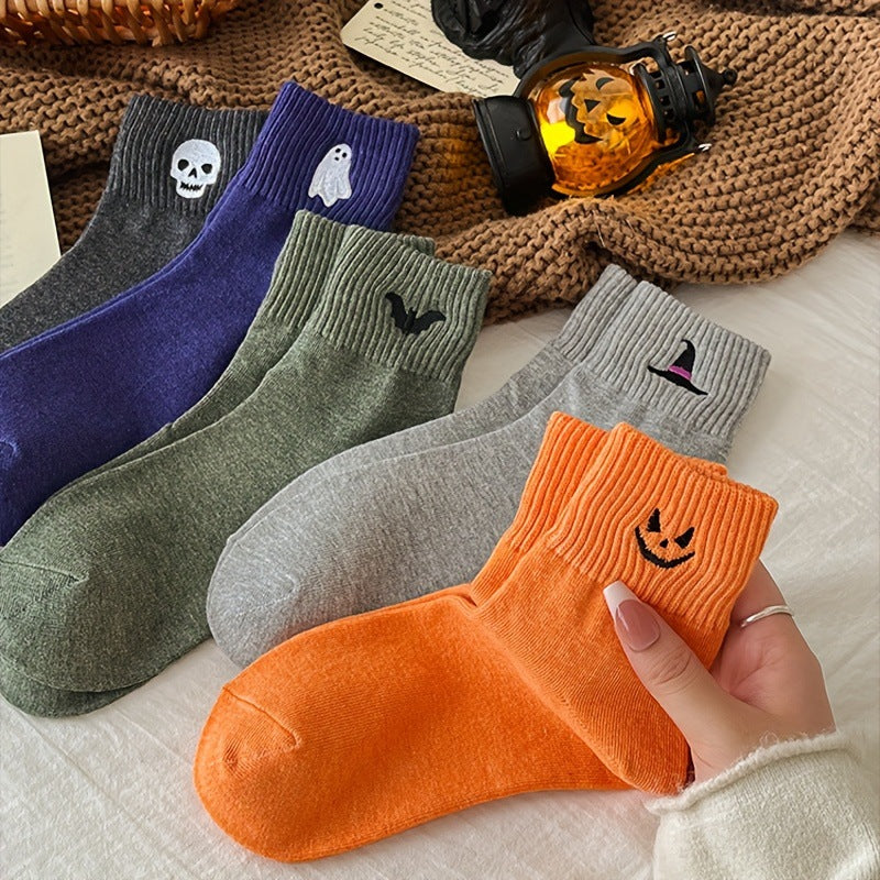 Quirky-patterned short socks