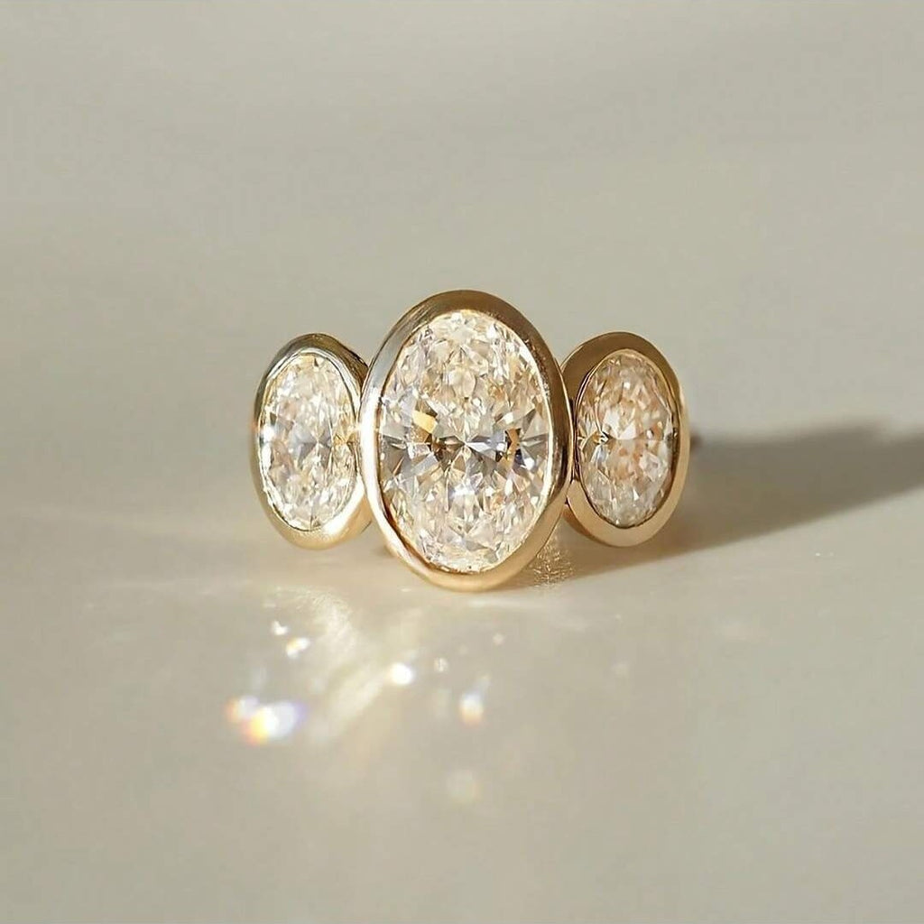 Oval Moissanite Diamond Ring