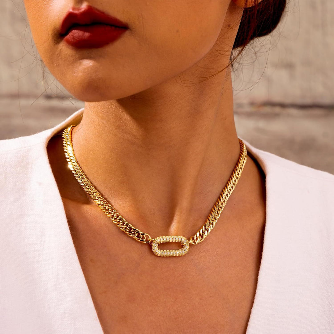 Diamond-set pendant Cuban chain