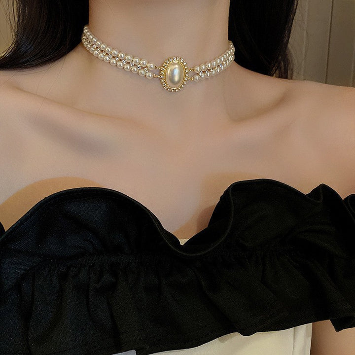 Vintage-style layered pearl necklace