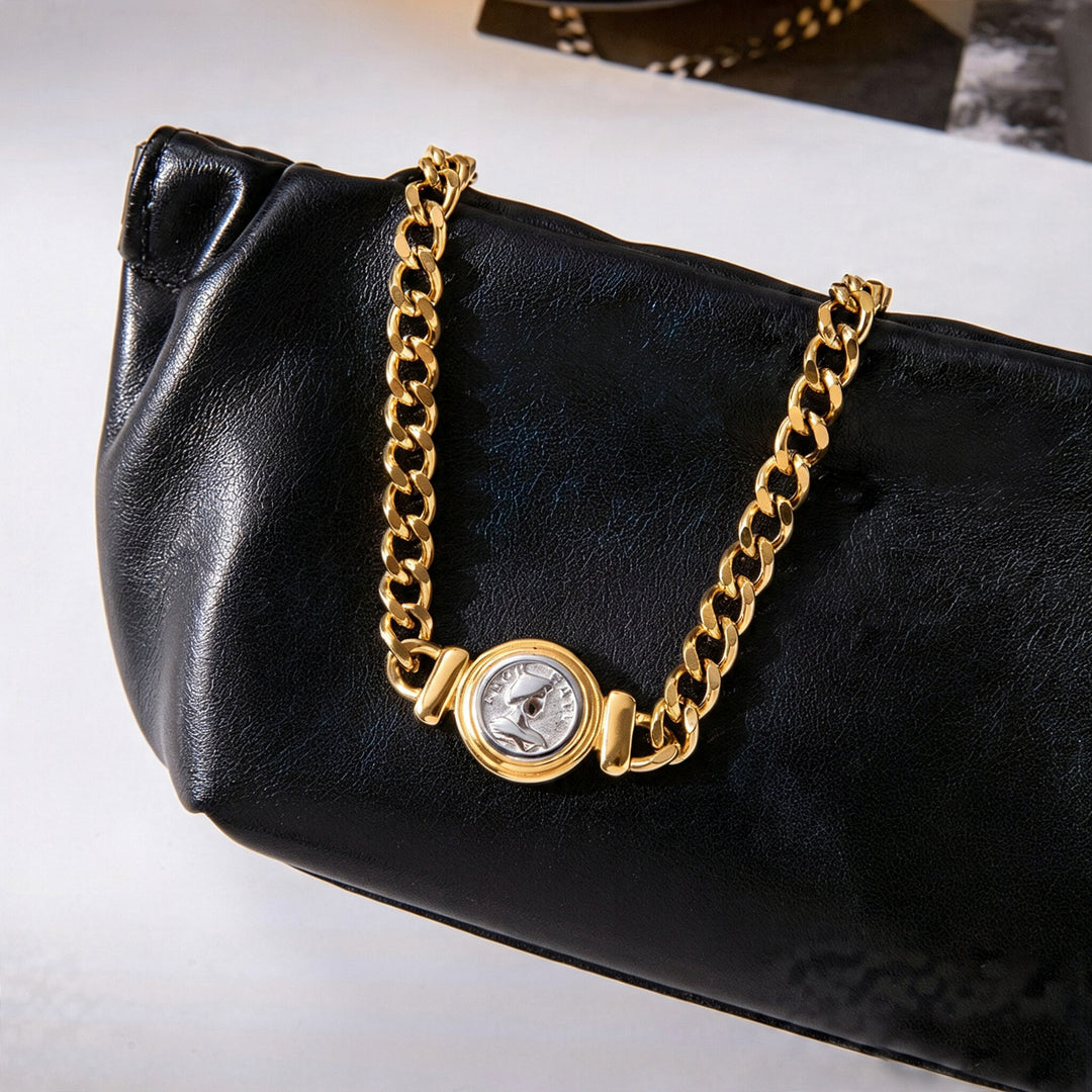 Coin pendant necklace
