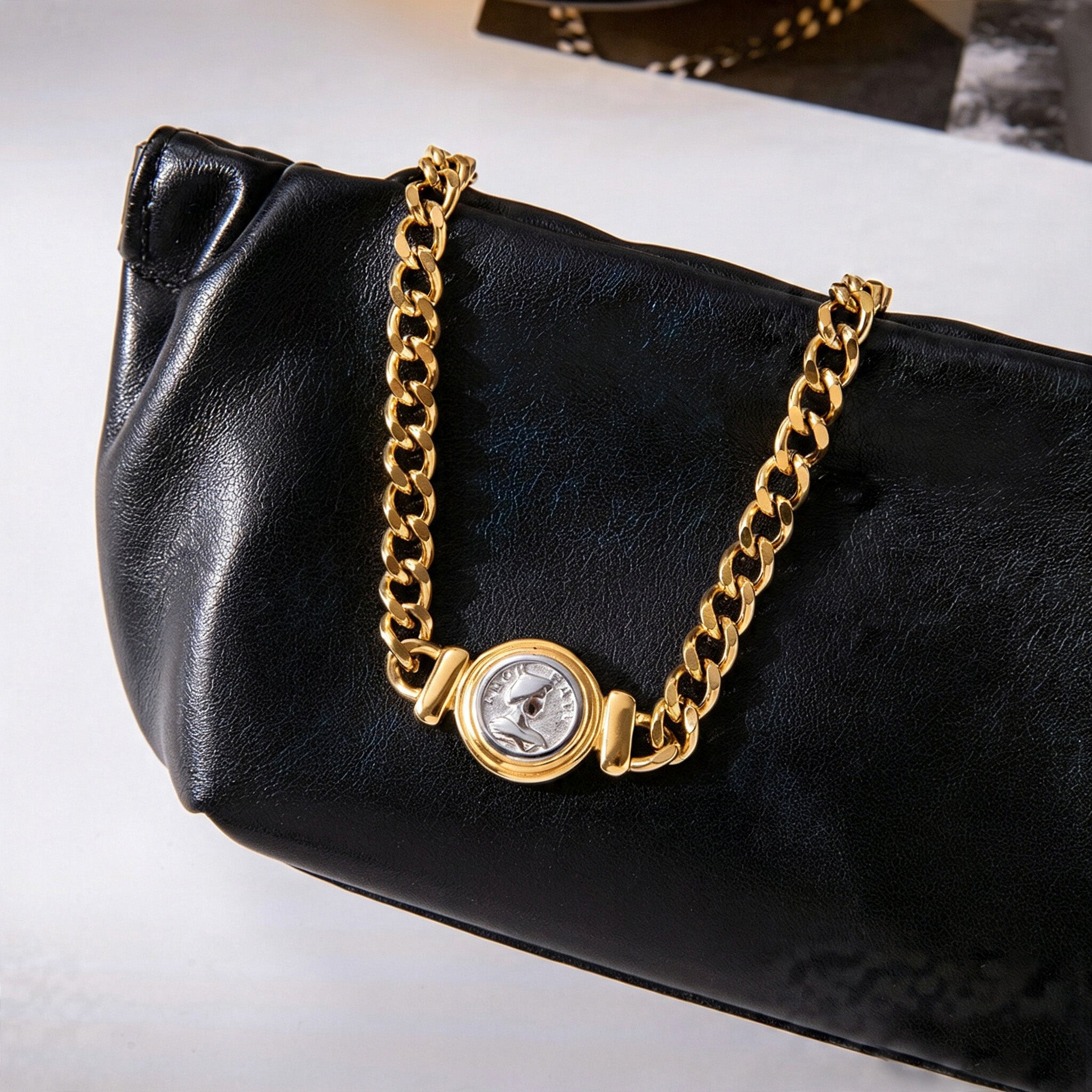 Coin pendant necklace