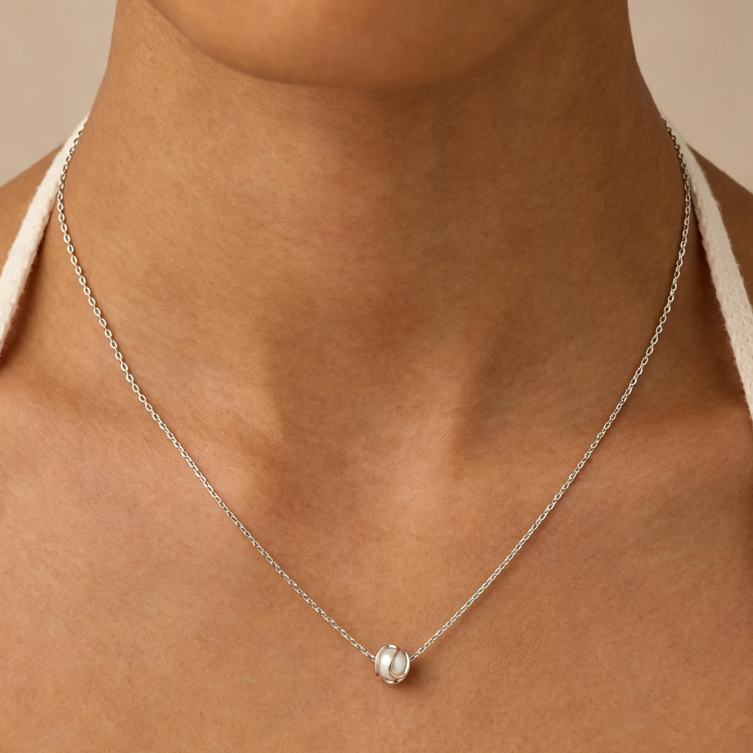 Pearl necklace and stud earring three-piece set