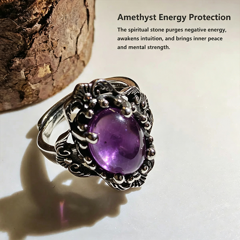 Lace-patterned amethyst ring