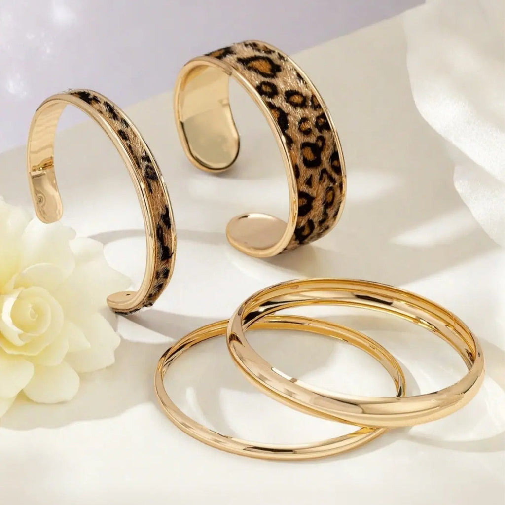 Leopard print bracelet set