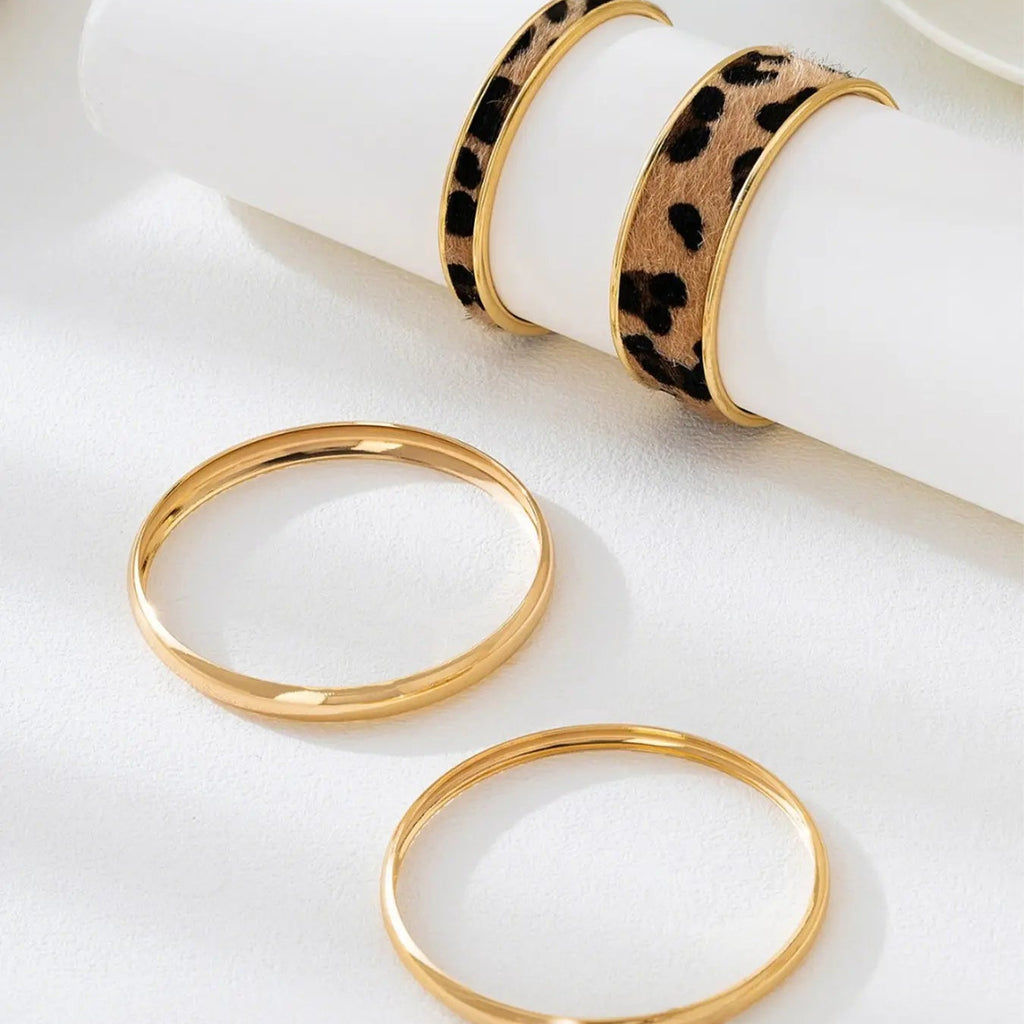 Leopard print bracelet set