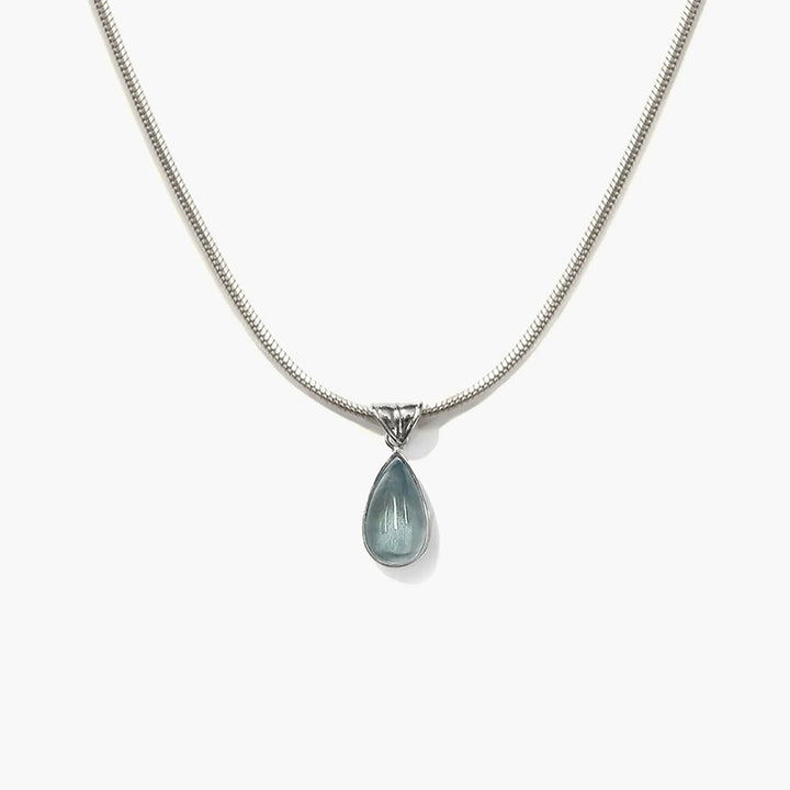 Retro teardrop-shaped clavicle chain