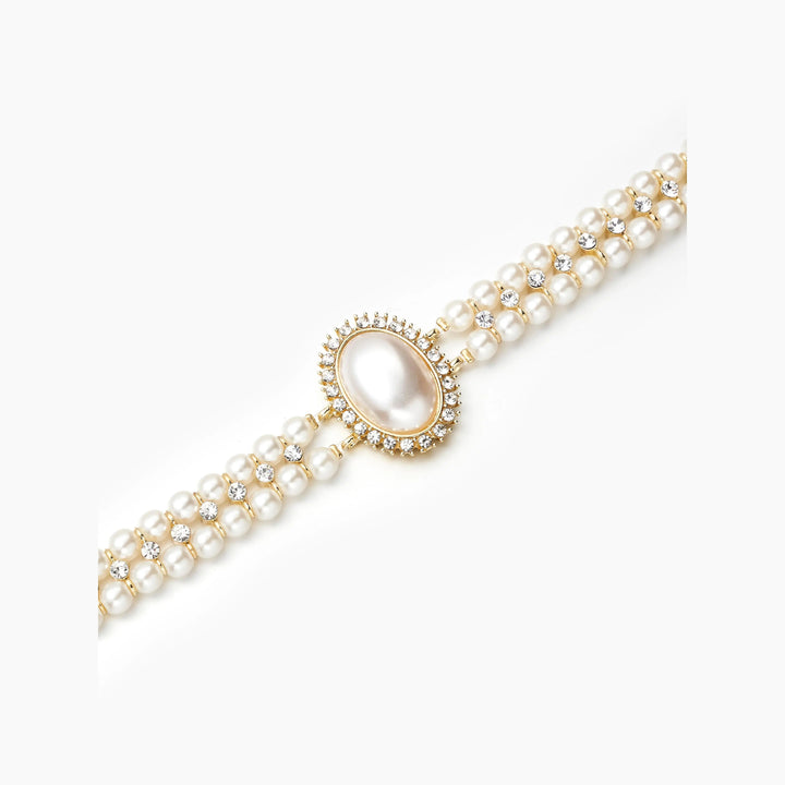 Vintage-style layered pearl necklace