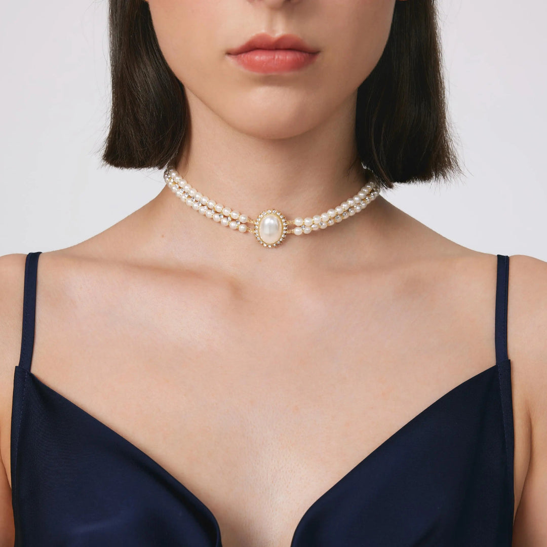Vintage-style layered pearl necklace
