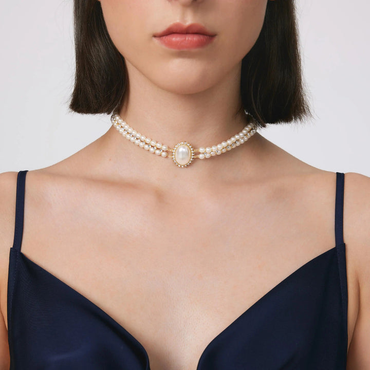 Vintage-style layered pearl necklace