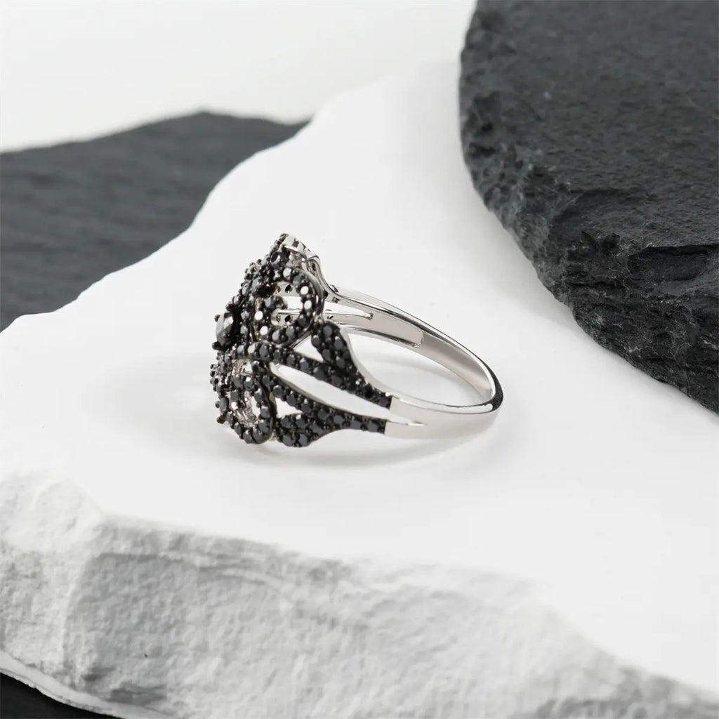 Gothic-style black spinel cluster ring