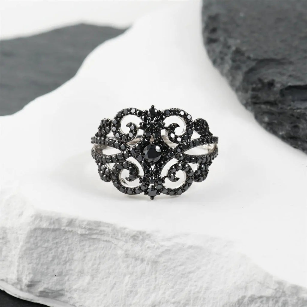 Gothic-style black spinel cluster ring
