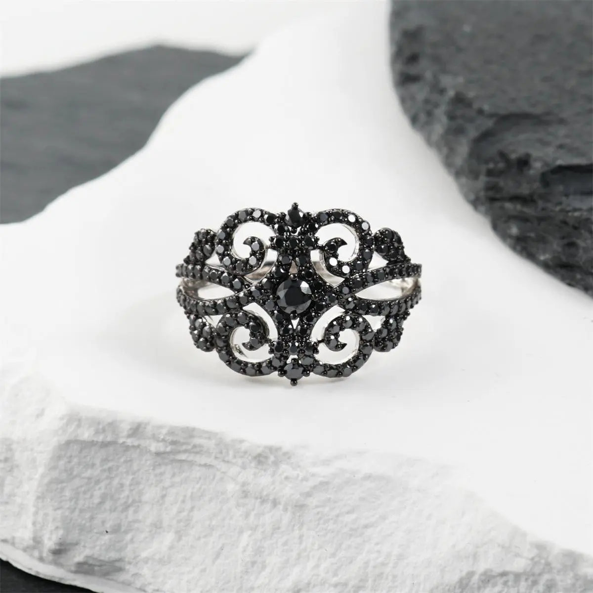 Gothic-style black spinel cluster ring