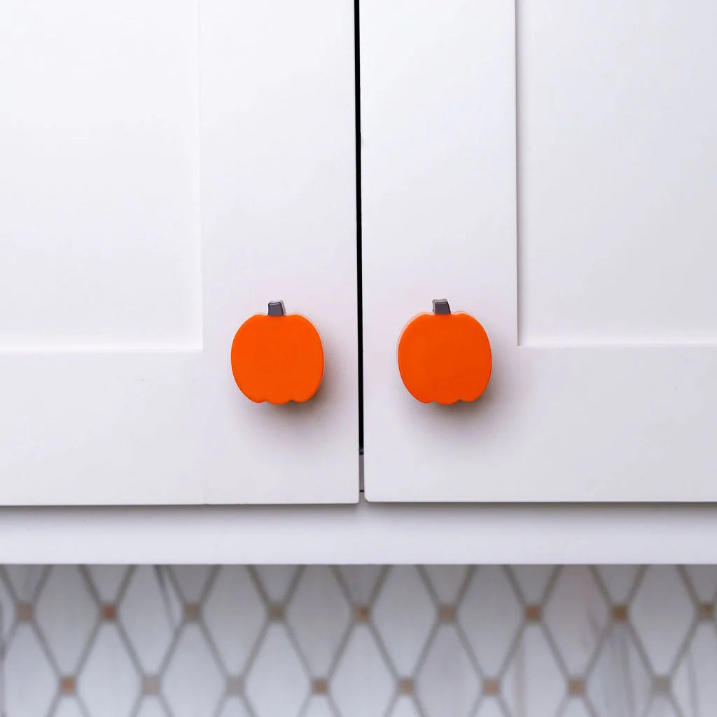 Cabinet door handle decoration