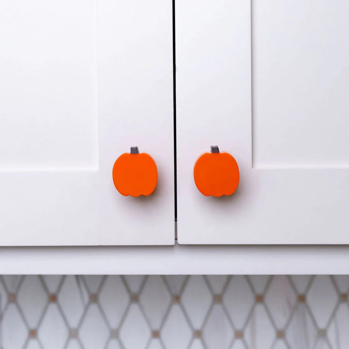 Cabinet door handle decoration