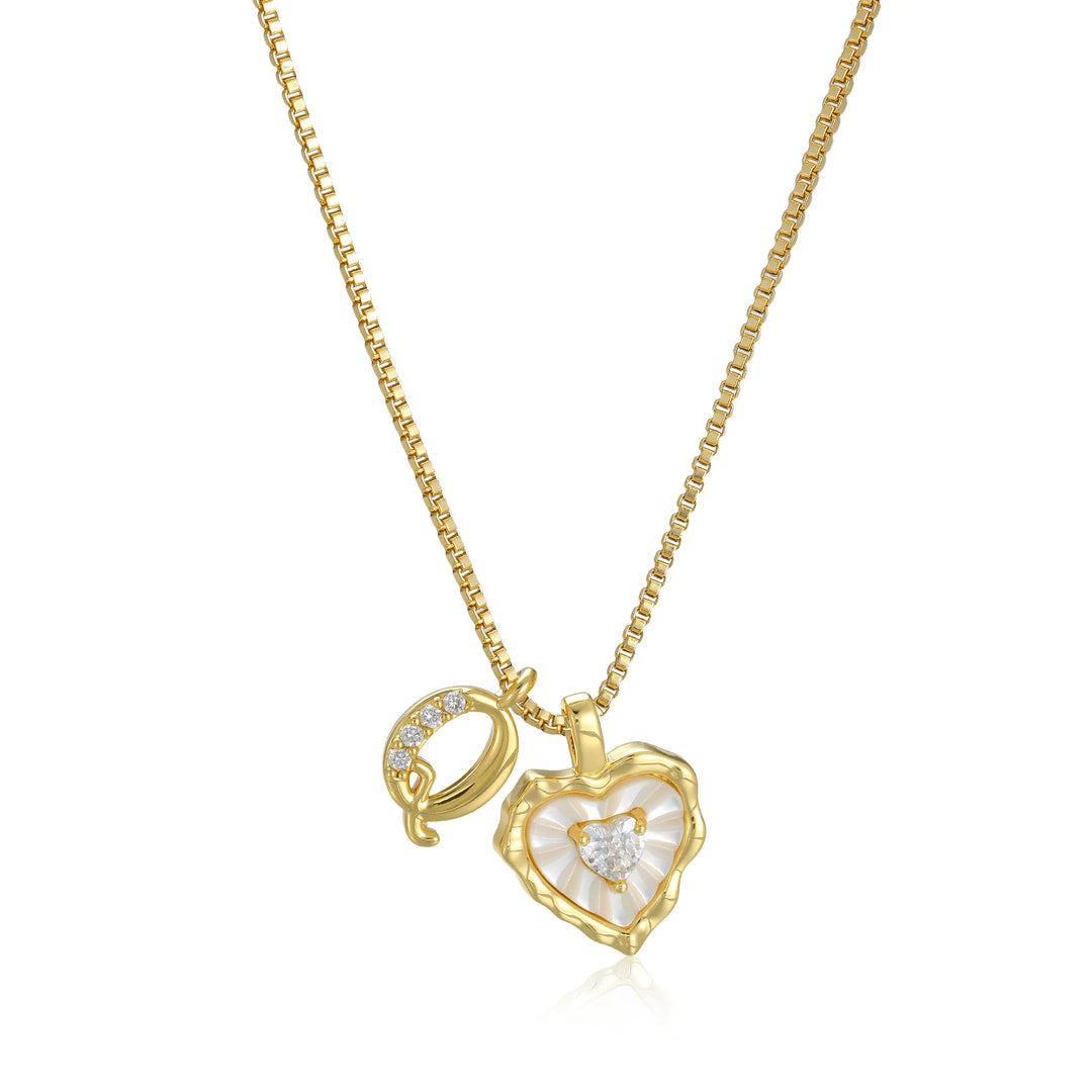 Heart-shaped letter pendant necklace
