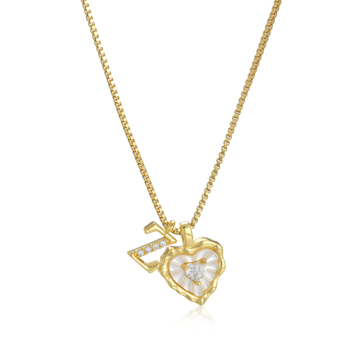 Heart-shaped letter pendant necklace